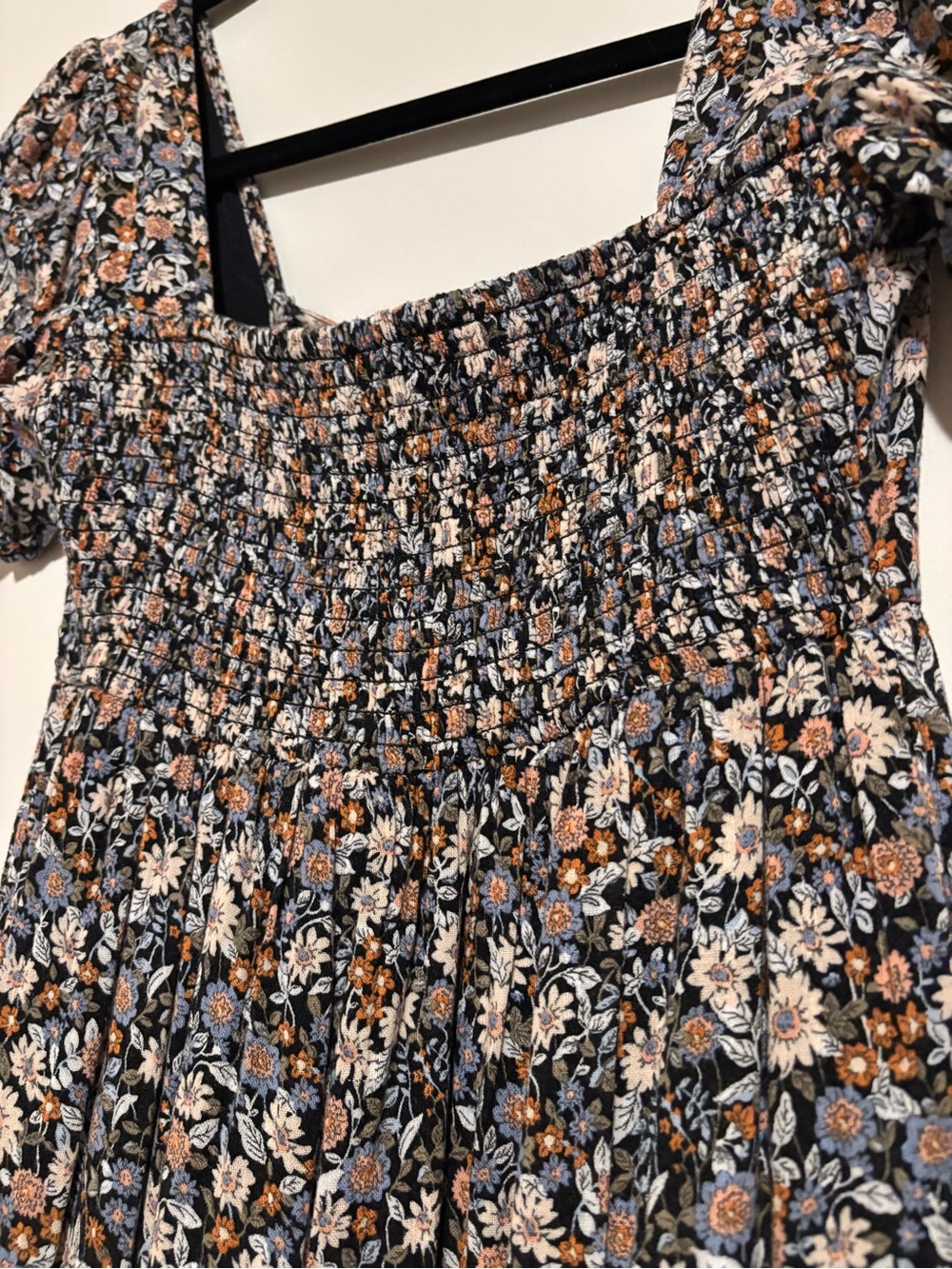 Floral Puff-Sleeve Maxi Dress - Picture 7 of 8